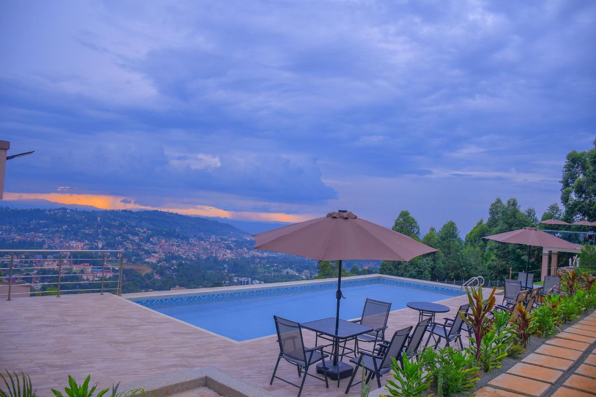 Humphreys Hillhouse Hotel Kisii Exterior photo